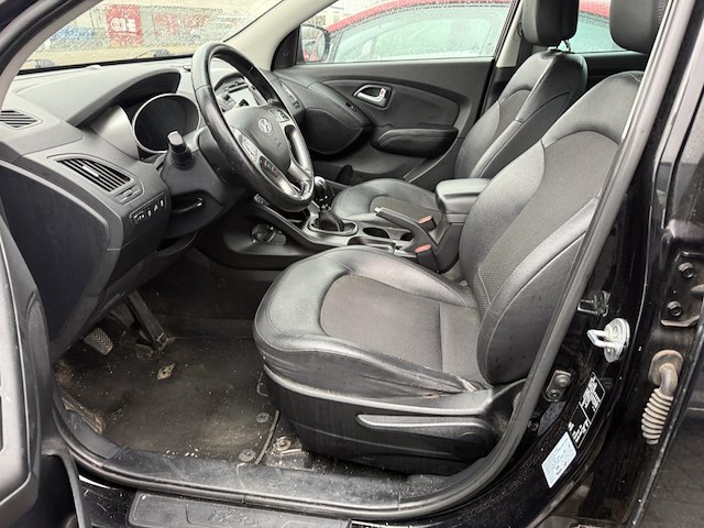 Hyundai ix35 1.7 crdi 2wd business edition, 2015 - afbeelding 25 van  27