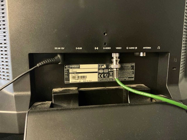 Hyundai l17t monitor - afbeelding 3 van  3