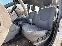 Hyundai matrix 1.5 turbo crdi 16v vgt gl, 2008 - afbeelding 2 van  32