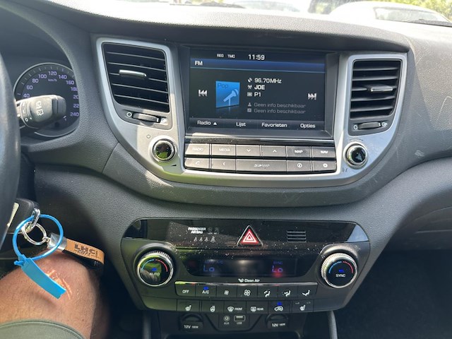 Hyundai tucson 1.6 gdi 2wd premium isg 132, 2016 - afbeelding 9 van  30