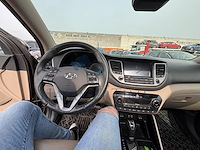 Hyundai tucson 1.6 t-gdi 4wd executive dct 177 at,2017 - afbeelding 8 van  35