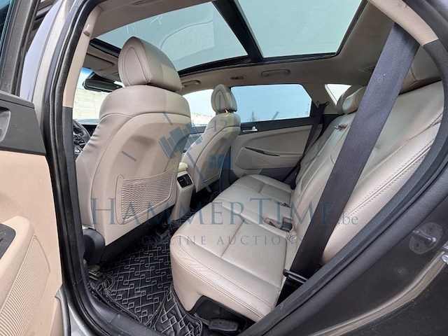 Hyundai tucson 1.6 t-gdi 4wd executive dct 177 at,2017 - afbeelding 19 van  35
