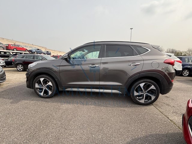 Hyundai tucson 1.6 t-gdi 4wd executive dct 177 at,2017 - afbeelding 34 van  35