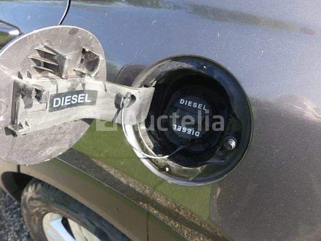 Hyundai tucson 1.7 crdi business car (2016-228.050 km) - afbeelding 2 van  46