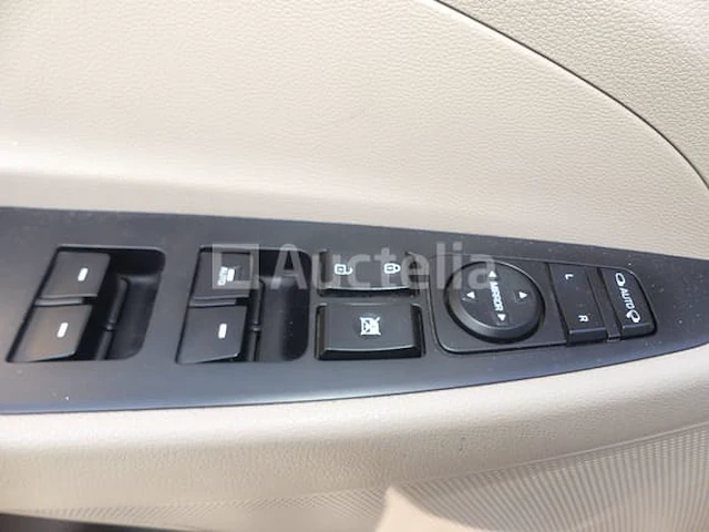 Hyundai tucson 1.7 crdi business car (2016-228.050 km) - afbeelding 8 van  46