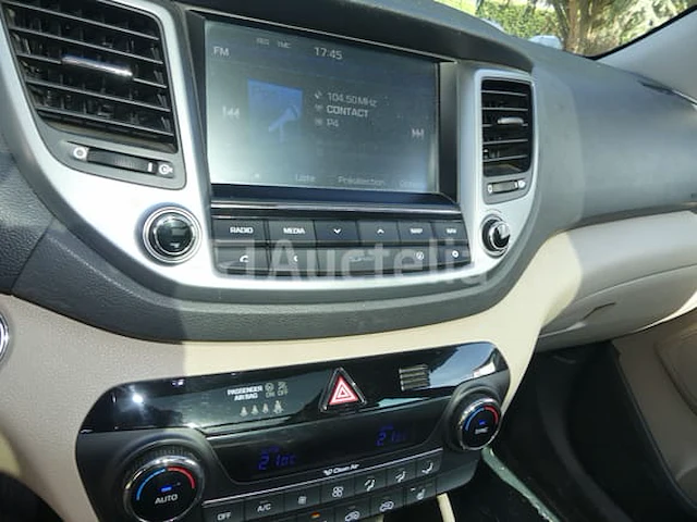 Hyundai tucson 1.7 crdi business car (2016-228.050 km) - afbeelding 14 van  46