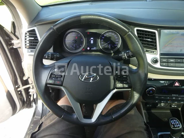 Hyundai tucson 1.7 crdi business car (2016-228.050 km) - afbeelding 18 van  46