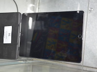 I-pad a2198 in hoes zonder lader (2) - afbeelding 2 van  5