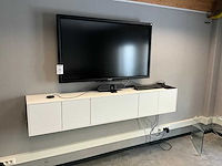 I3touch televisie flatscreen touch (eerste verdiep) - afbeelding 1 van  5