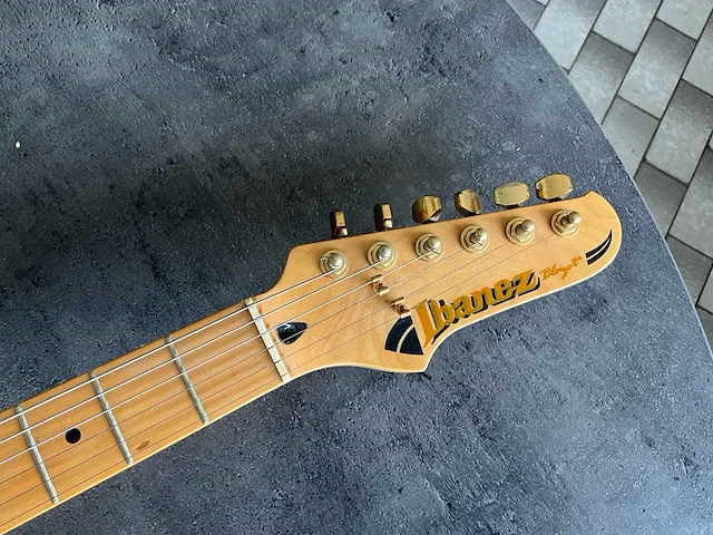 Ibanez gitaar - afbeelding 4 van  9