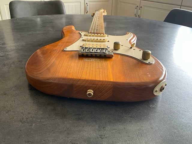 Ibanez gitaar - afbeelding 5 van  9
