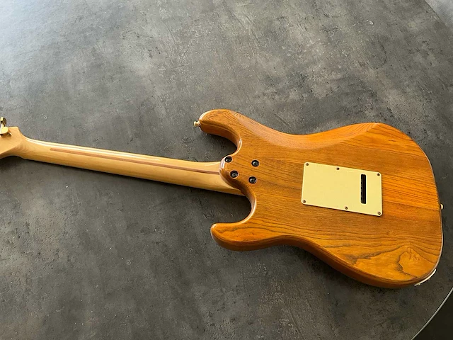 Ibanez gitaar - afbeelding 9 van  9