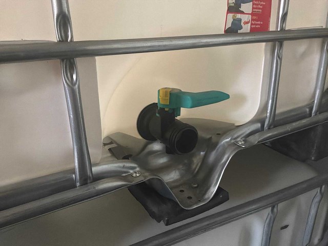 Ibc container (5x) - afbeelding 1 van  2