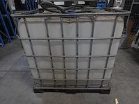 Ibc container adblue met pomp piusi - afbeelding 2 van  5