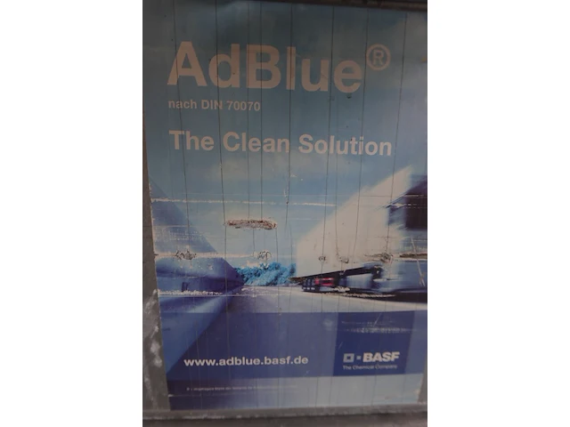 Ibc container adblue met pomp piusi - afbeelding 3 van  6