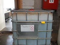 Ibc-container met gedemineraliseerd water - afbeelding 1 van  5