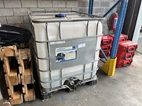 Ibc-container met plm 200 l adblue