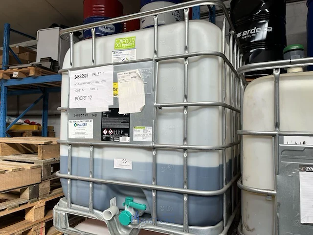 Ibc-container met plm 320 l antivries g11 - afbeelding 1 van  3