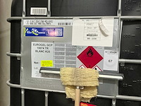 Ibc container op mobiel metalen onderstel - afbeelding 4 van  4