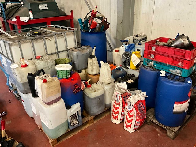 Ibc container, pompen en jerrycans - afbeelding 1 van  14