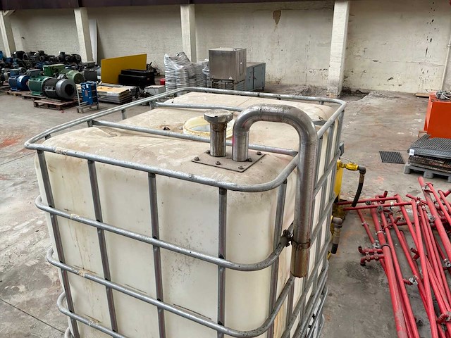 Ibc container - afbeelding 3 van  6
