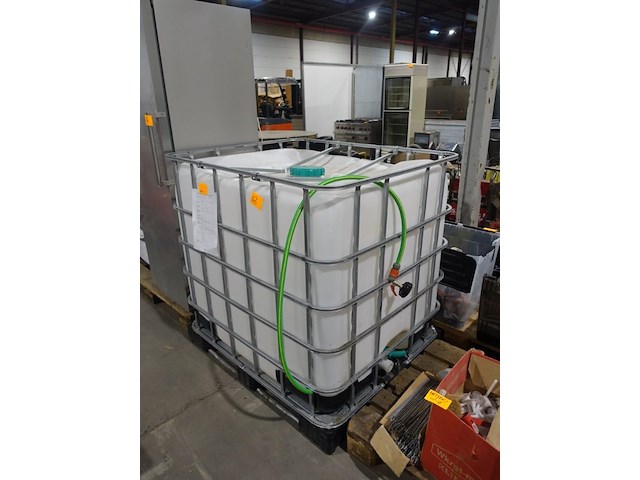 Ibc container - afbeelding 1 van  2