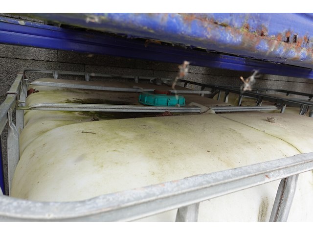 Ibc container - afbeelding 2 van  3