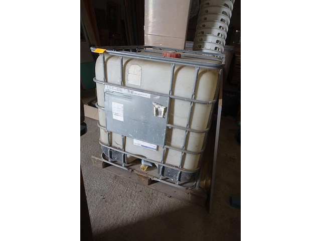 Ibc-container - afbeelding 1 van  4