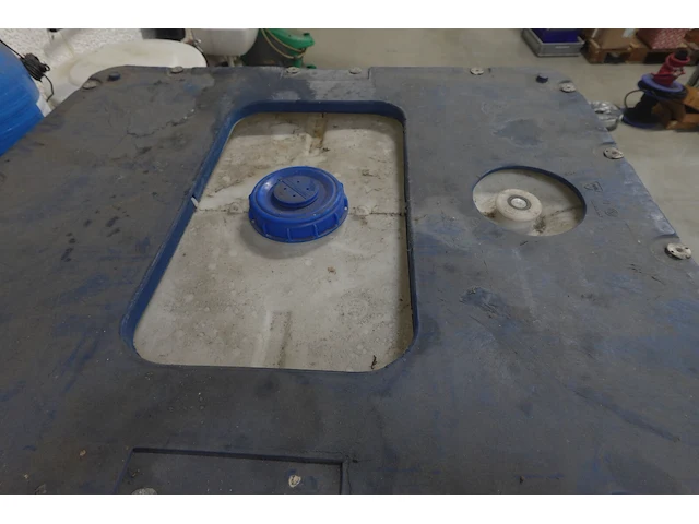 Ibc container - afbeelding 3 van  4