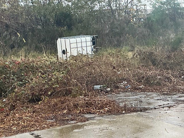 Ibc-containers (8x) - afbeelding 2 van  2