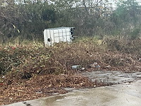 Ibc-containers (8x) - afbeelding 2 van  2