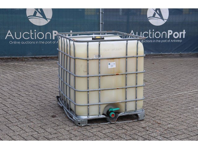 Ibc tank met zeep - afbeelding 1 van  1