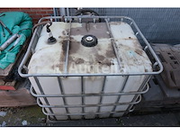 Ibc-tank + pomp - afbeelding 6 van  7