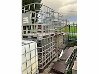 Ibc-vat compleet met 6 diverse lege kooien - afbeelding 4 van  5