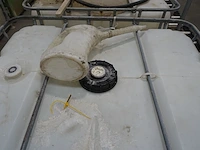 Ibc vat + inhoud - afbeelding 5 van  5