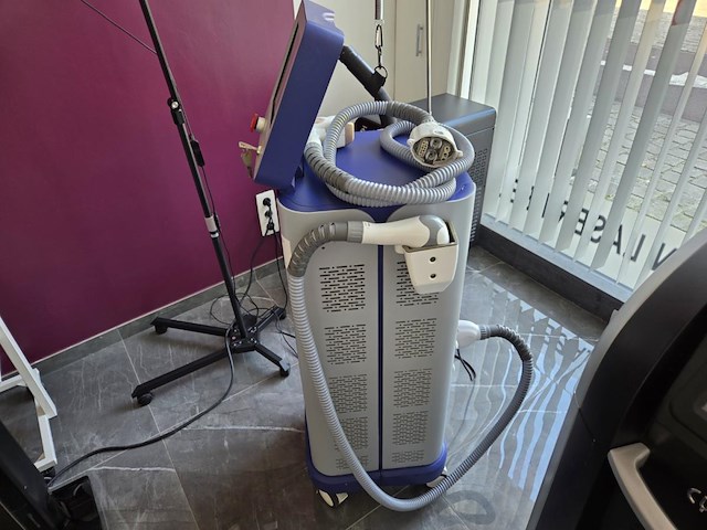 Ice rejuvenate hair removal device med-808 - afbeelding 2 van  6