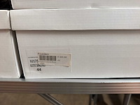 Iceberg sneakers - afbeelding 4 van  4