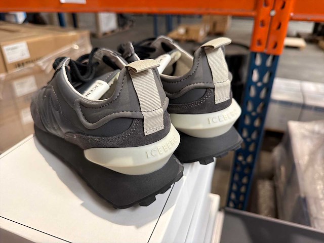 Iceberg sneakers - afbeelding 3 van  4