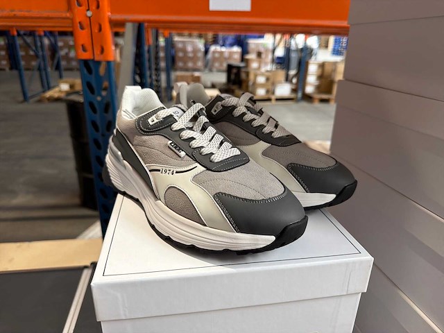 Iceberg sneakers - afbeelding 1 van  4