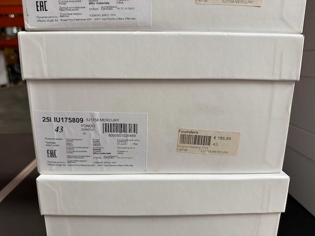 Iceberg sneakers - afbeelding 4 van  4