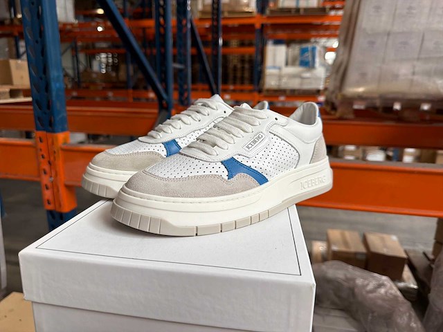 Iceberg sneakers - afbeelding 1 van  4