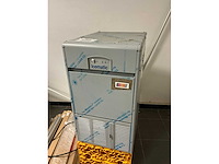 Icematic e25a ijsblokjesmachine - afbeelding 2 van  4