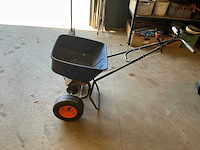 Icl ap2000 kunstmeststrooier - afbeelding 1 van  2