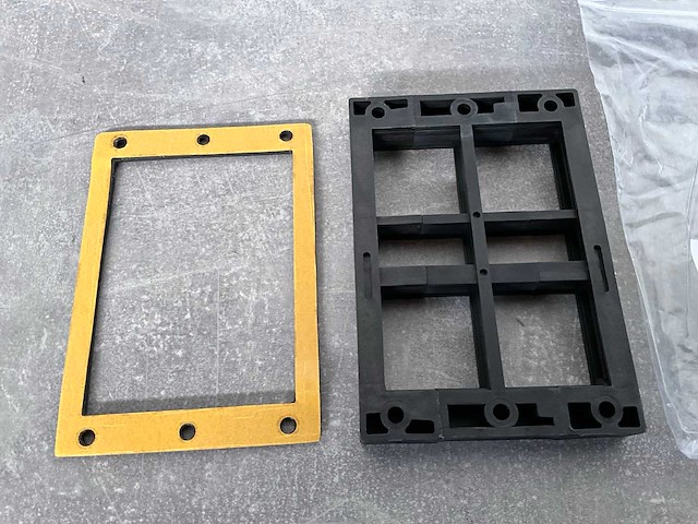 Icotek kel 24/8 kabel omlijsting/kabelinvoerstrip (79x) - afbeelding 1 van  4