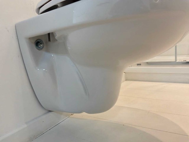 Ideal standard aster hangtoilet - afbeelding 5 van  5