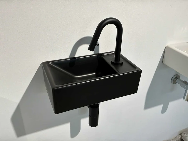 Ideal standard design handenwasser - afbeelding 1 van  4