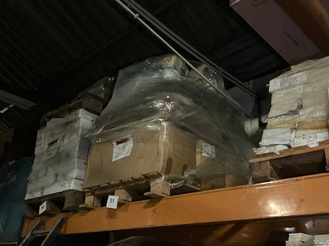 Ideal standard diverse toilet (5x) - afbeelding 6 van  6