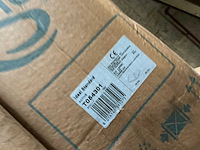 Ideal standard dubbele wastafel (2x) + enkele wastafel - afbeelding 1 van  2