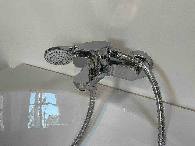 Ideal standard ligbad - afbeelding 2 van  2