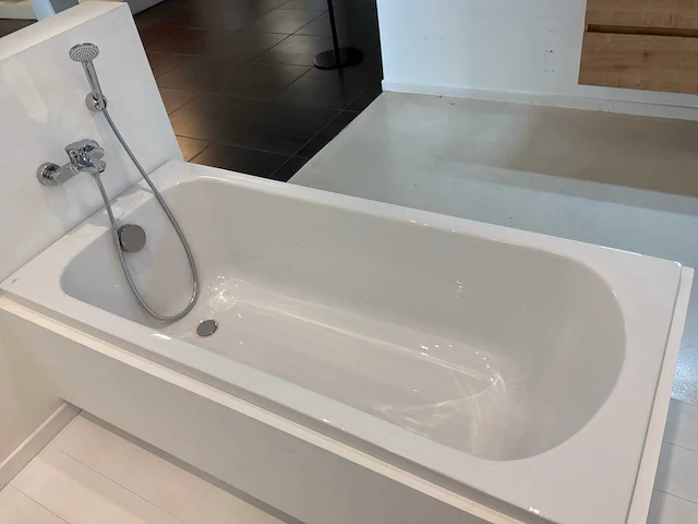 Ideal standard simplicity bad met mengkraan - afbeelding 2 van  6
